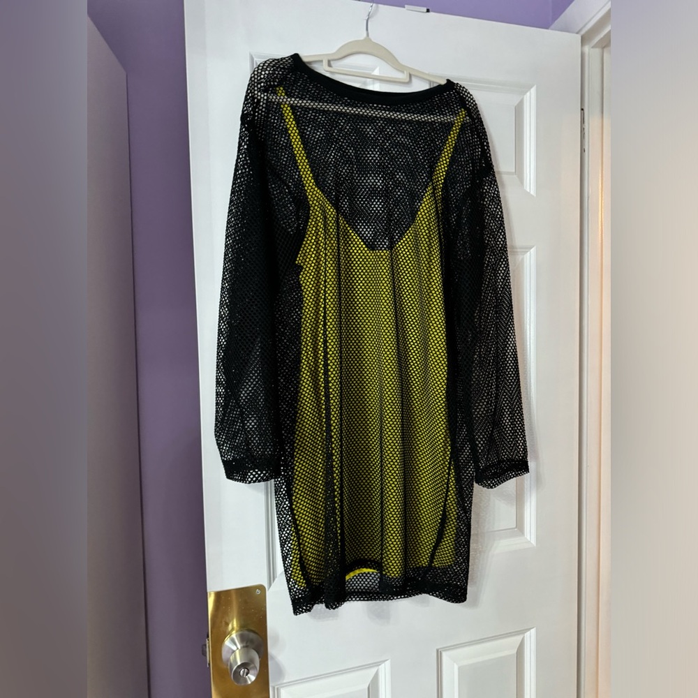 H&M DRESS(s) - Picture 7 of 7